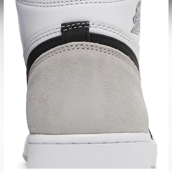 Air Jordan 1 Retro High OG 'Stage Haze', size 6.5Y - Picture 8 of 10